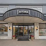 Astoria ホテル