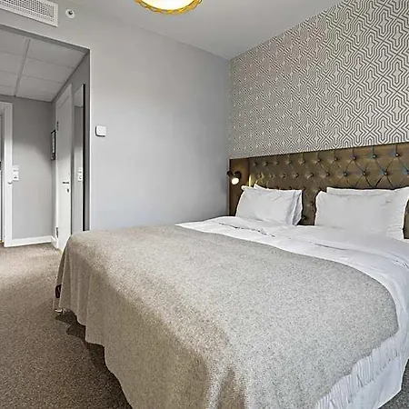 Ξενοδοχείο Astoria 4*