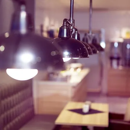 Astoria 4* Хамар