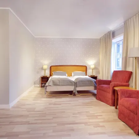 Clarion Collection Astoria