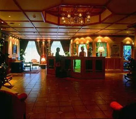 Astoria Ξενοδοχείο 4*