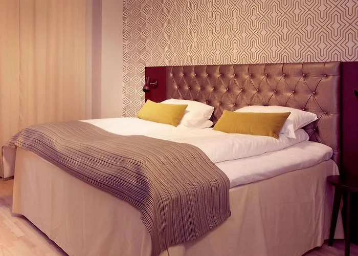 Astoria Hotel 4*