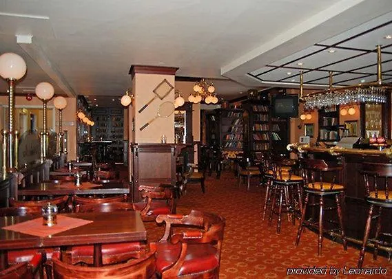 Clarion Collection Astoria