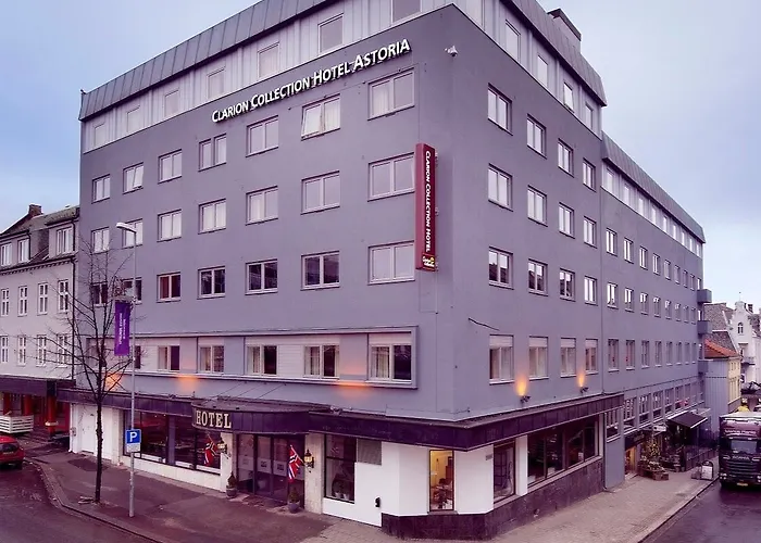 Clarion Collection Astoria